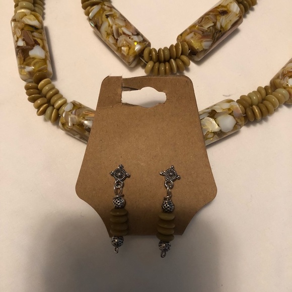 Handmade necklace, bracelet, earrings & scarf - Picture 2 of 4